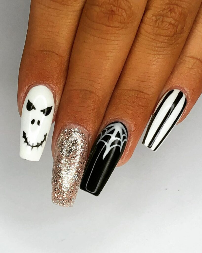 Halloween nails