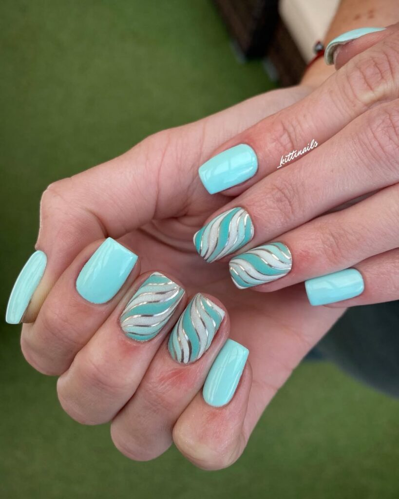 Mint Nails