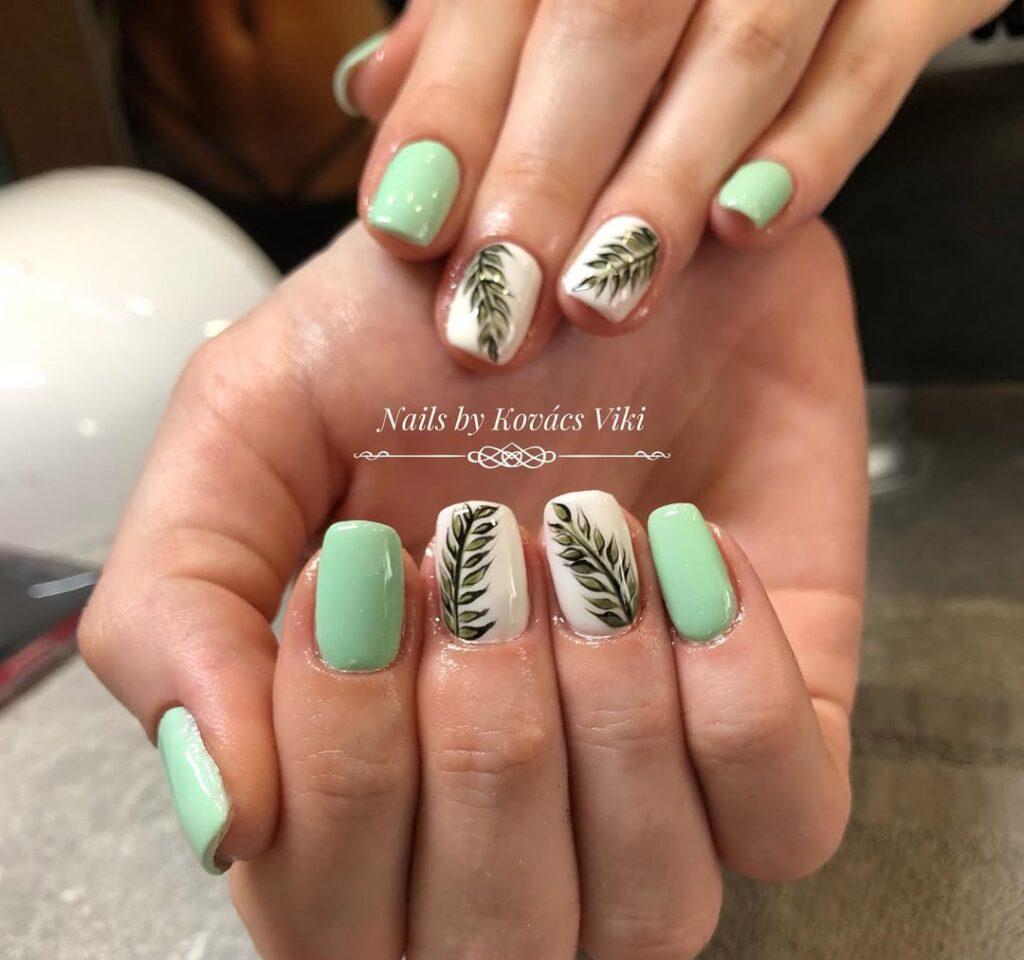 Mint Nails