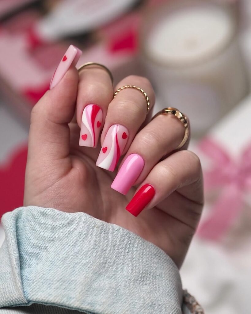 Valentine’s Day nails